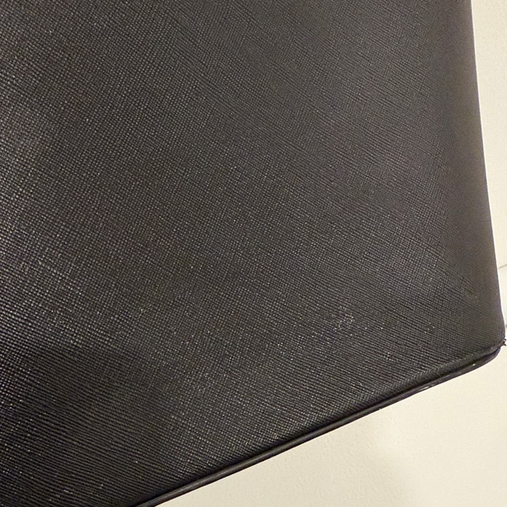 Lovevook Tote Bag with Gold Accents - Picture 11 of 12